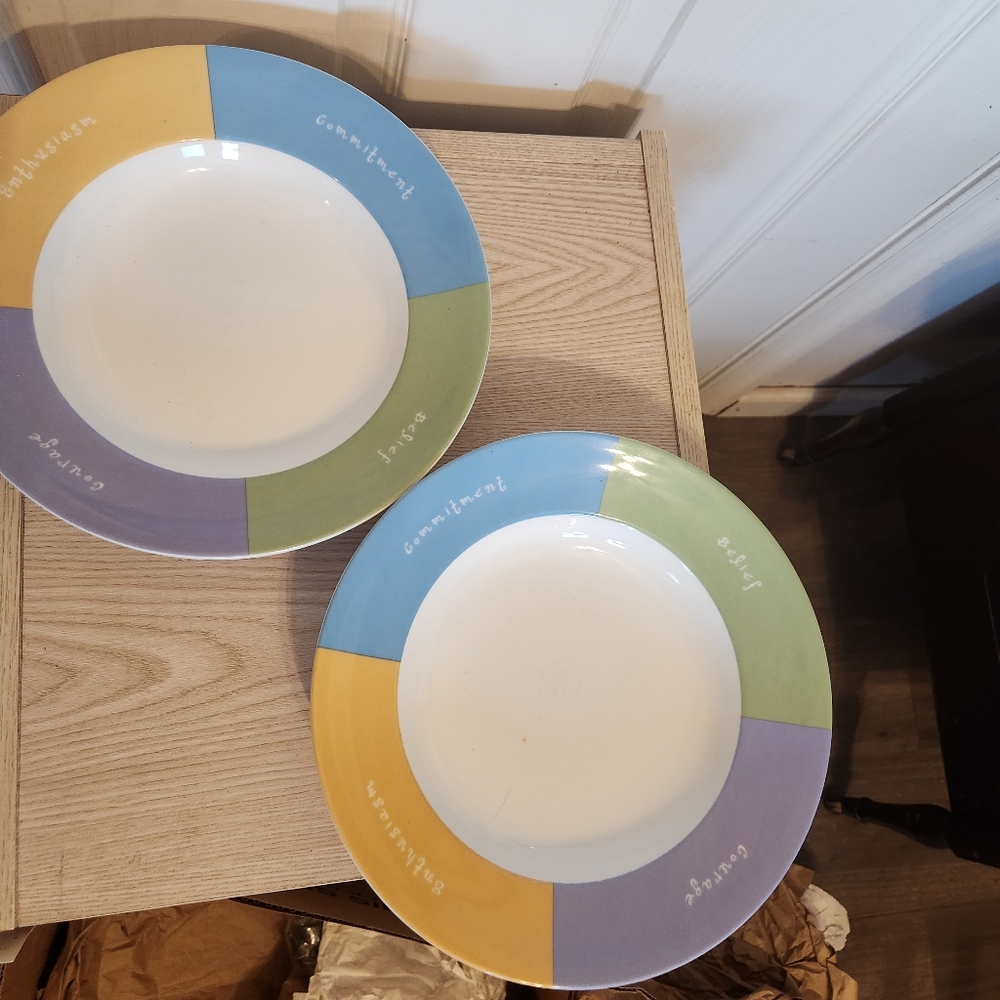 2 Mary Kay Enthusiasm Commitment Belief Courage 10" China Salad Bowls / Plates
